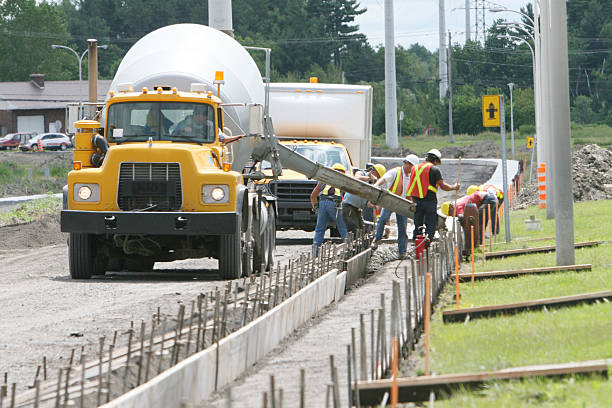 Best Affordable Concrete Contractor  in Paris, MO